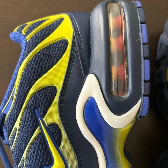 💙 2016 Nike Air Max Plus TN Binary Blue Yellow Neon GS Size 7 Men’s Wmns 8.5 💙 - Picture 6 of 13